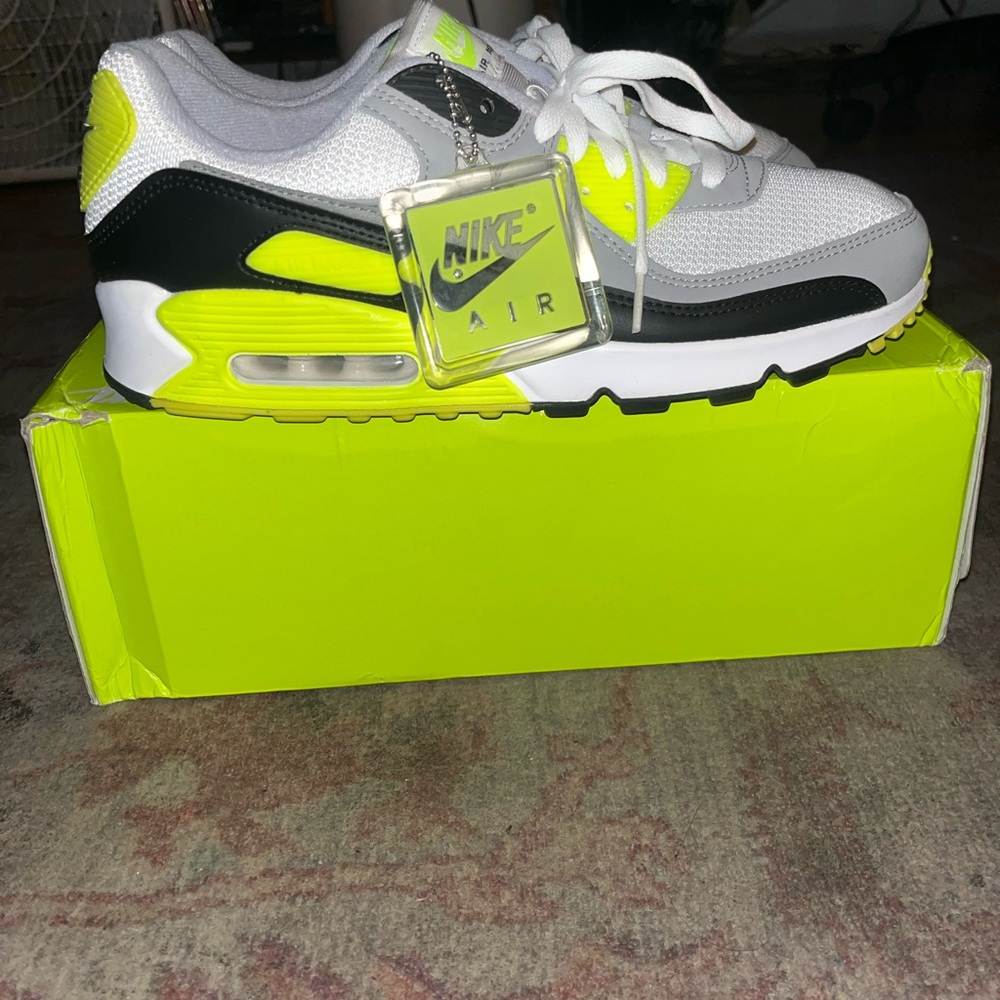 Nike Air Max 90 Sneakers - Black Volt